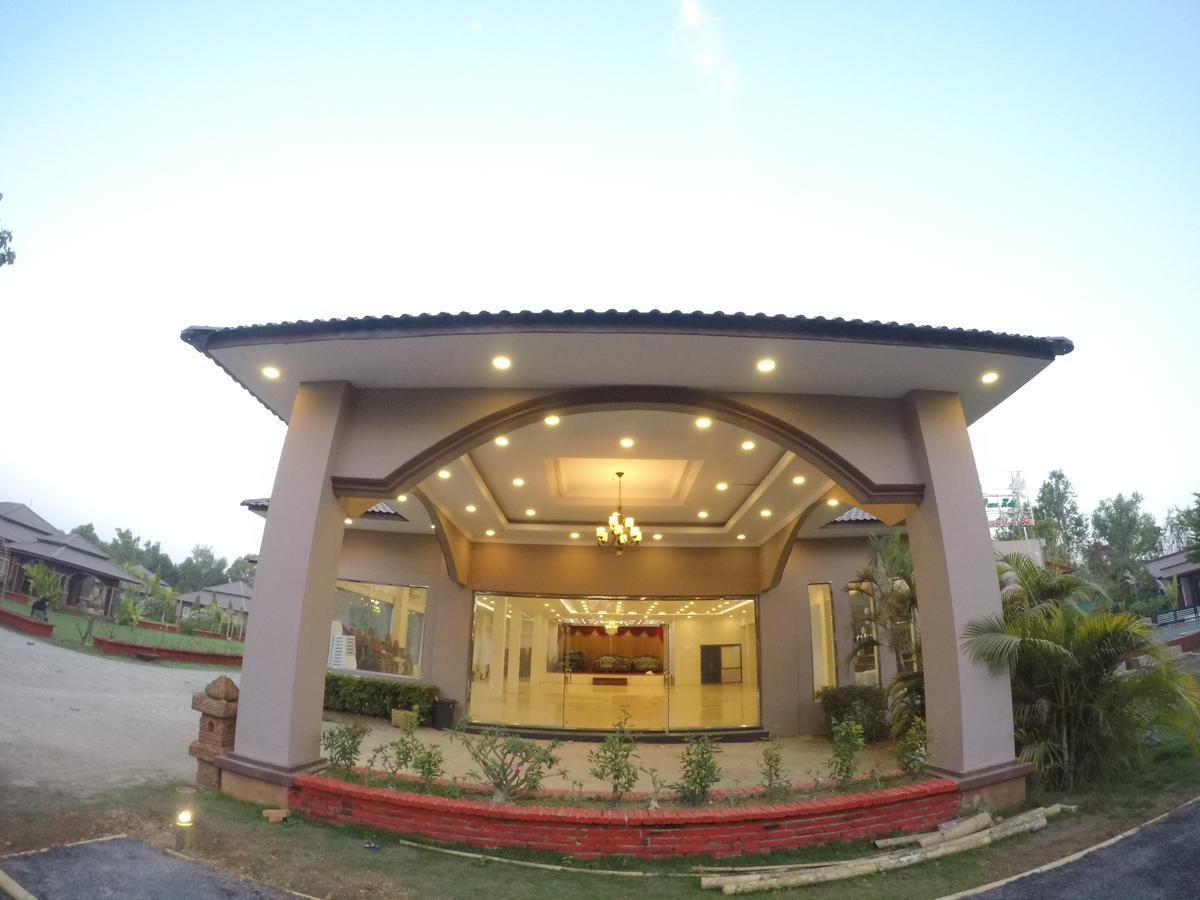 Hpa An Breeze Hotel Екстер'єр фото